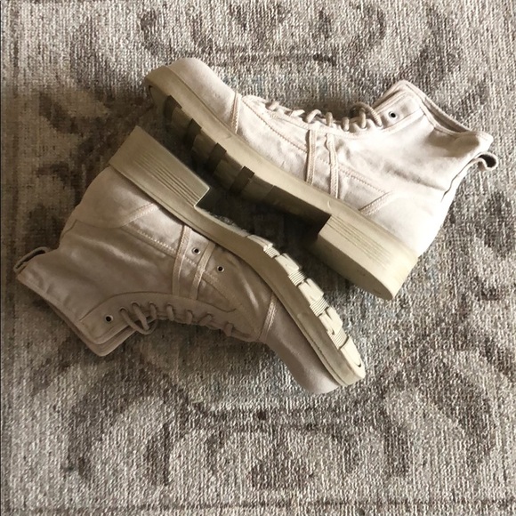 OXS Beige Boots